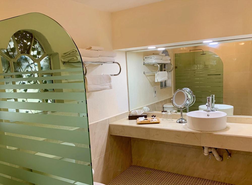 Hotel Inn Galerias أوكدجوسلينس المظهر الخارجي الصورة